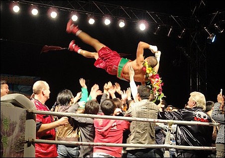 New UBO World Light Welterweight Champion Li Wen Yang